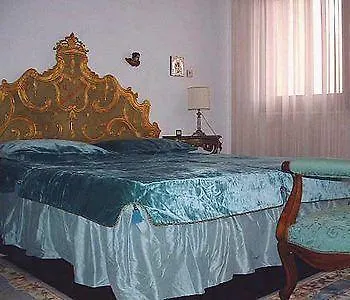 Bed & Breakfast Il Glicine Fiorito 3*