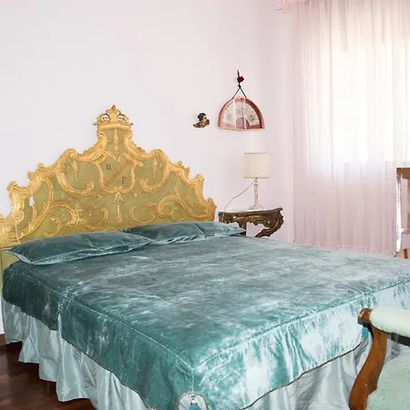 Il Glicine Fiorito 3*