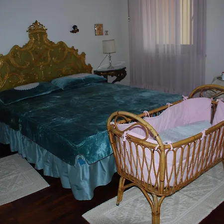 Il Glicine Fiorito Lido de Venise