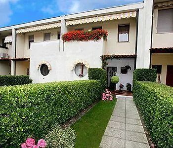 Il Glicine Fiorito Alojamento de Acomodação e Pequeno-almoço Lido di Venezia