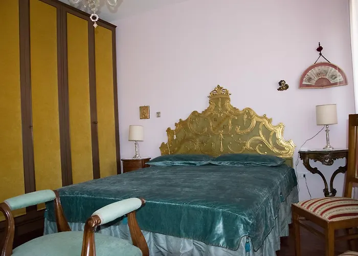 Il Glicine Fiorito Alojamento de Acomodação e Pequeno-almoço Lido di Venezia