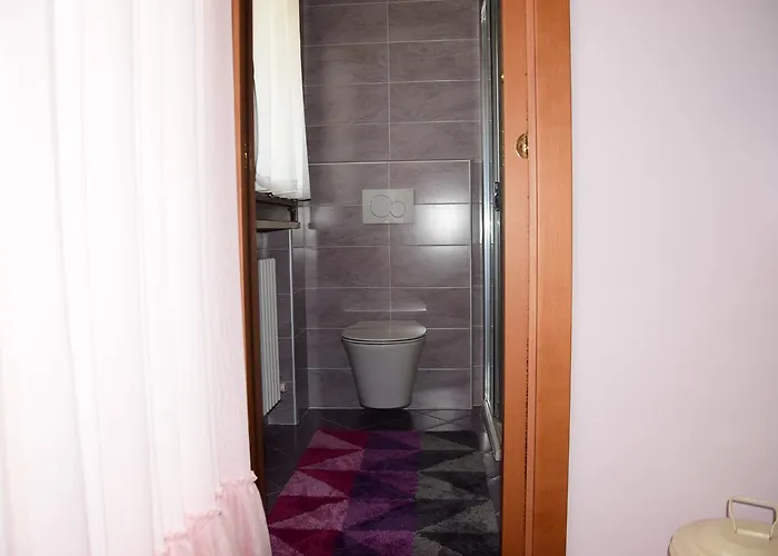 Alojamento de Acomodação e Pequeno-almoço Il Glicine Fiorito 3*