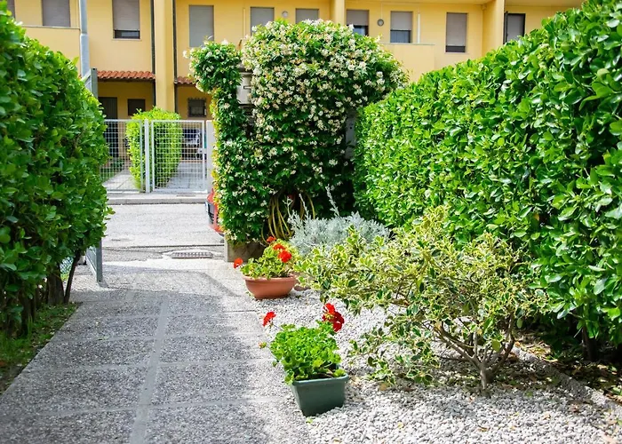 Alojamento de Acomodação e Pequeno-almoço Il Glicine Fiorito 3*